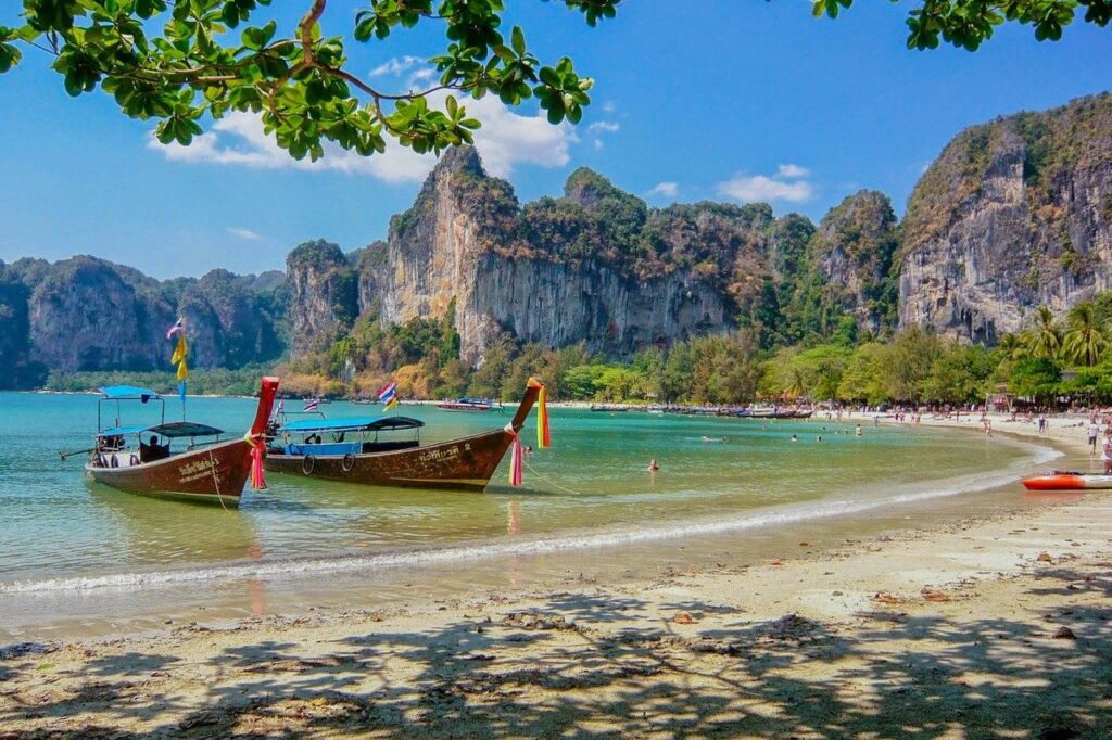 Koh Phi Phi beach